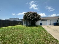 Building Photo - Ready for move in