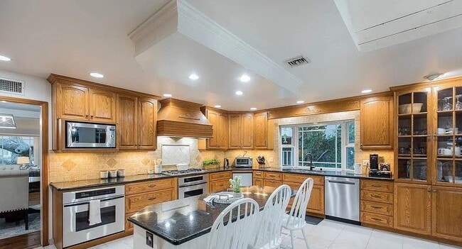 Building Photo - 22243 W Craggy View St