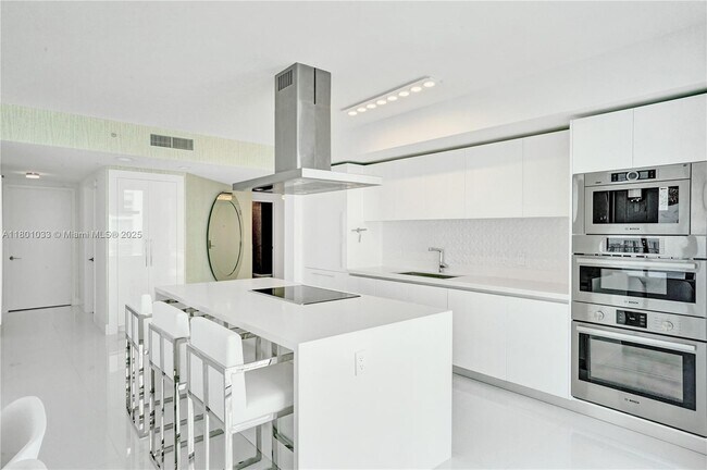 Building Photo - 330 Sunny Isles Blvd