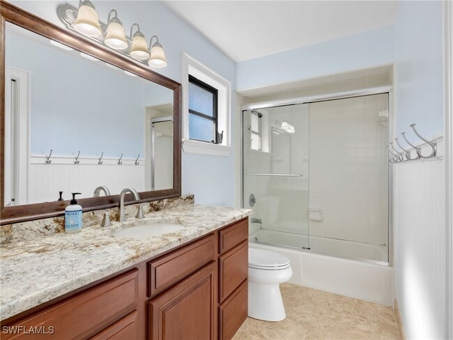 Building Photo - 188 Columbus Way