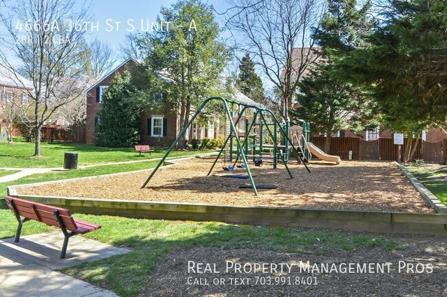 Building Photo - 4666A 36th St S Unit-A