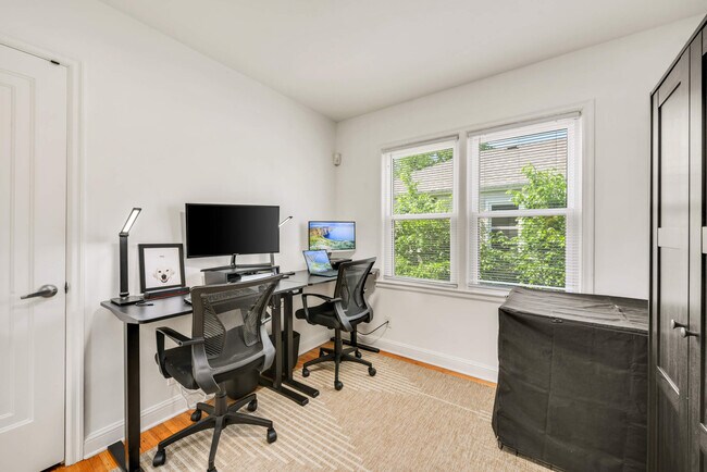 Building Photo - 5828 Lyndale Ave S