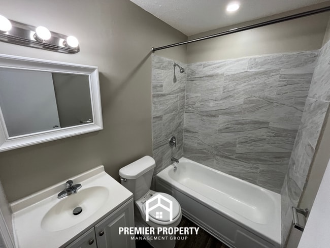 Building Photo - NEWLY RENOVATED 3BR/2BA in Easthaven | Modern Fireplace & Formal Dining