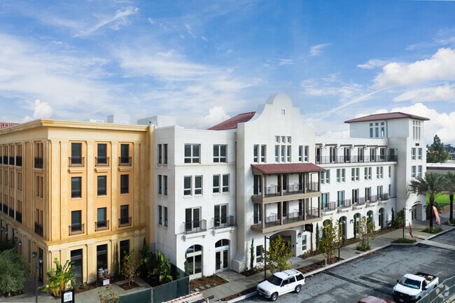 Building Photo - Village at Montclair