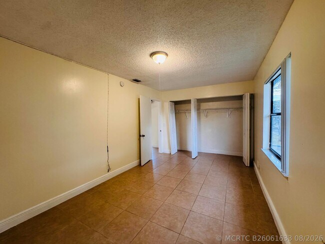 Building Photo - 7 Crossings Cir