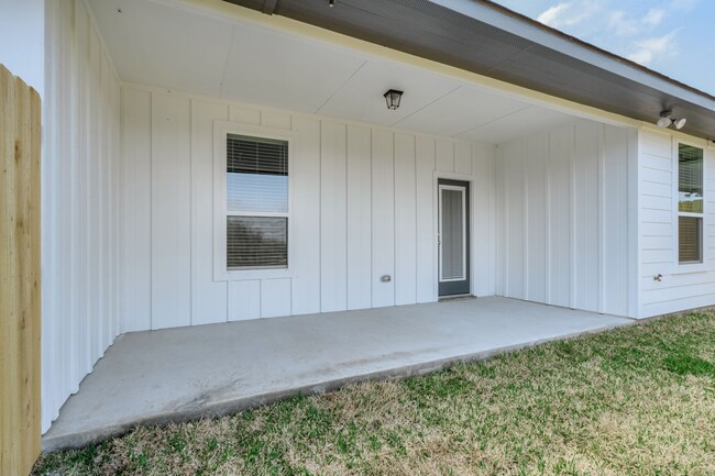 Building Photo - 1143 Trellis Pass
