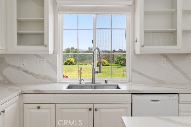 Building Photo - 24711 Tiburon St