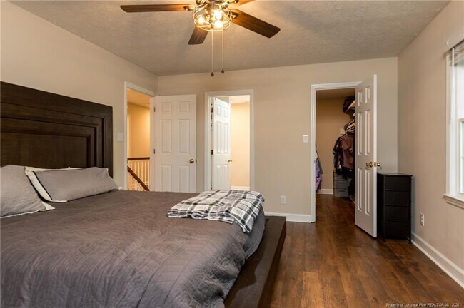 Building Photo - 3356 Quarry Dr