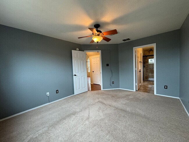 Building Photo - 3-Bedroom House for Rent in Killeen
