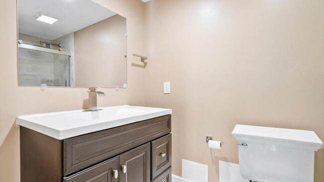 Building Photo - 3901 S Ocean Dr