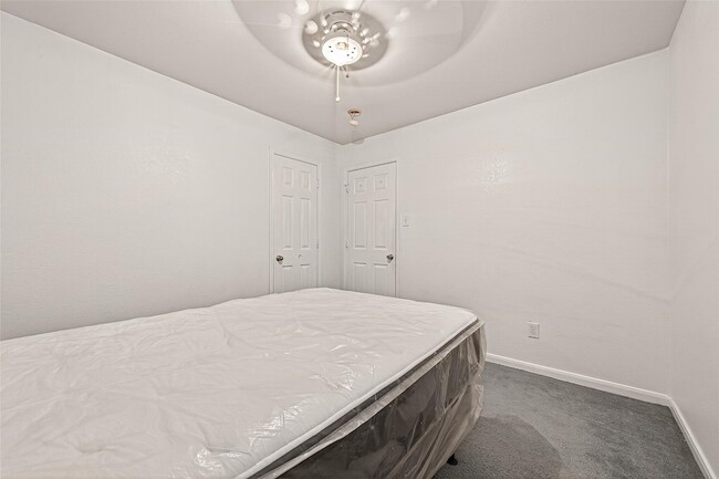 Building Photo - 15707 Crooked Arrow Dr