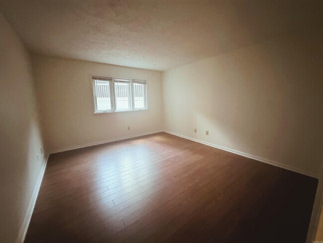 Building Photo - 142 Lake Hamilton Dr