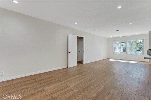 Building Photo - 6851 Forbes Ave