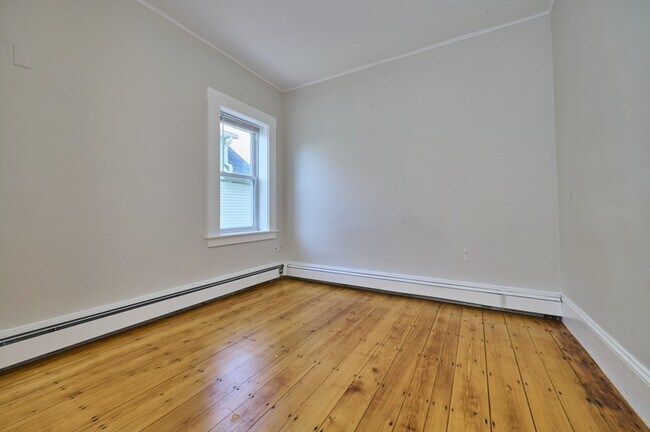 Building Photo - 67 Wheatland St