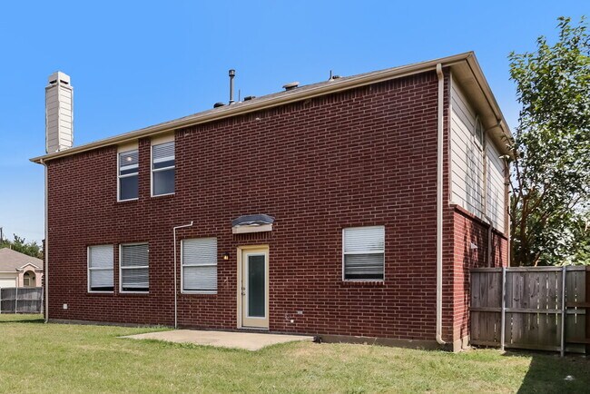 Building Photo - 4941 Winding Trail