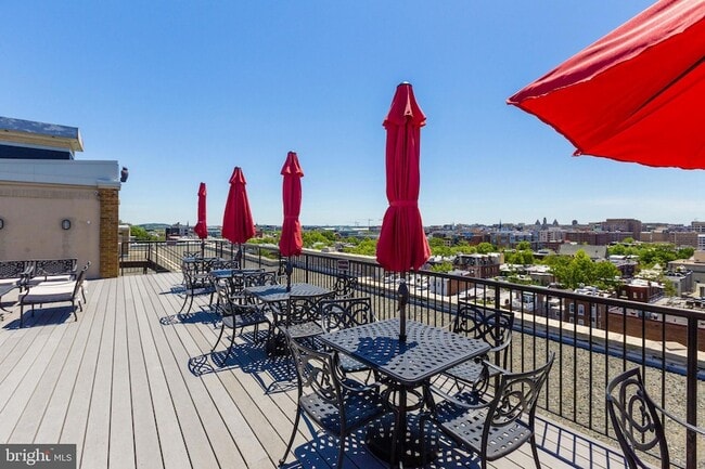 Building Photo - 1701 16th St NW