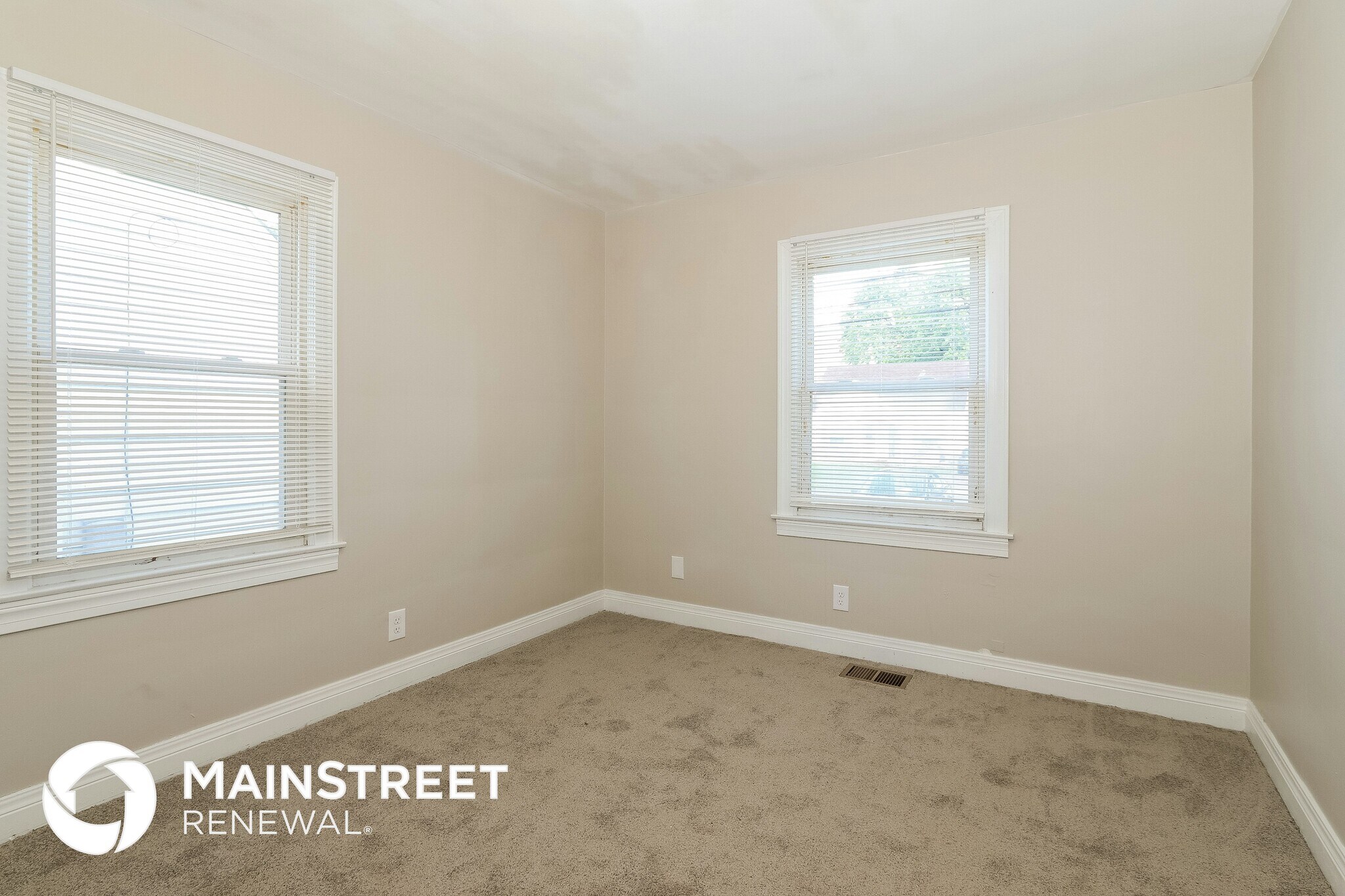 Building Photo - 2112 McCloskey Ave