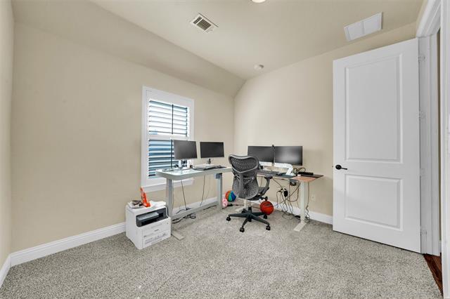 Building Photo - 4018 Bear Creek Ct