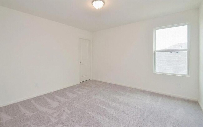 Building Photo - 1000 Lacebark Ln