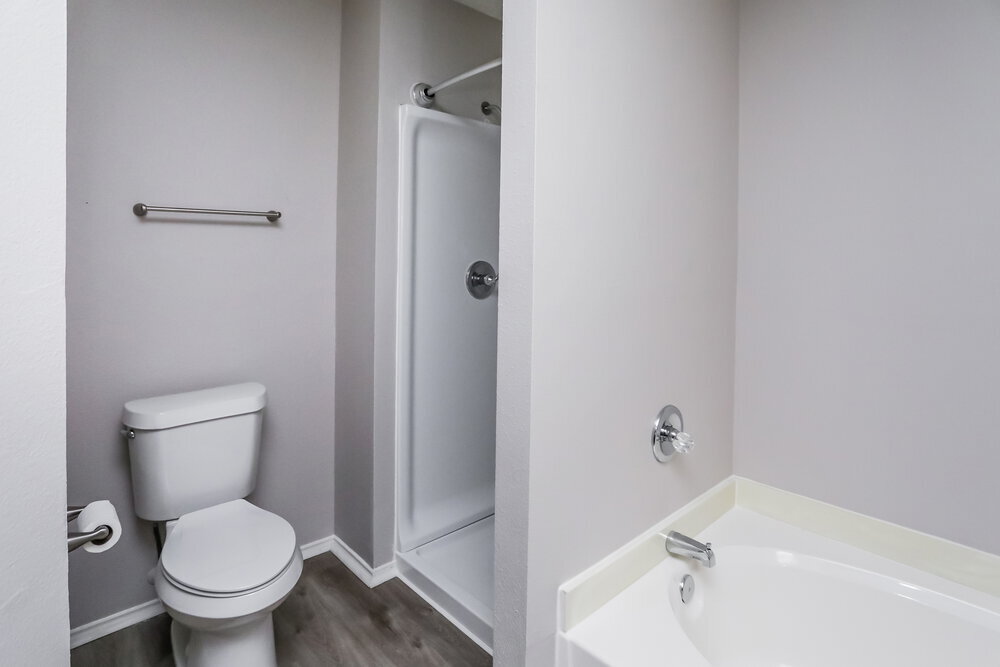 Building Photo - 2508 Helen Ln