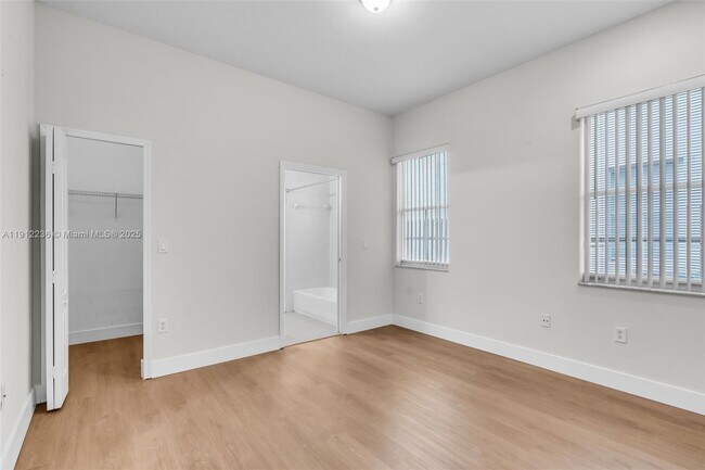 Building Photo - 8920 NW 180th Terrace