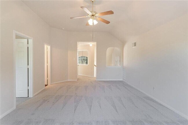 Building Photo - 5908 Taylorcrest Dr