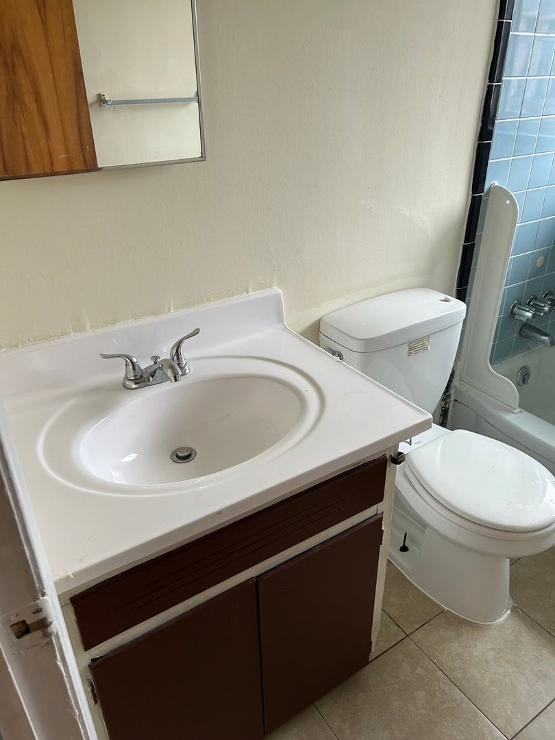 Building Photo - 29206 Longview Ave