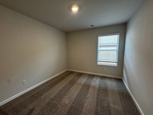 Building Photo - Spectacular brand NEW 4 Bedroom 2 Bathroom...