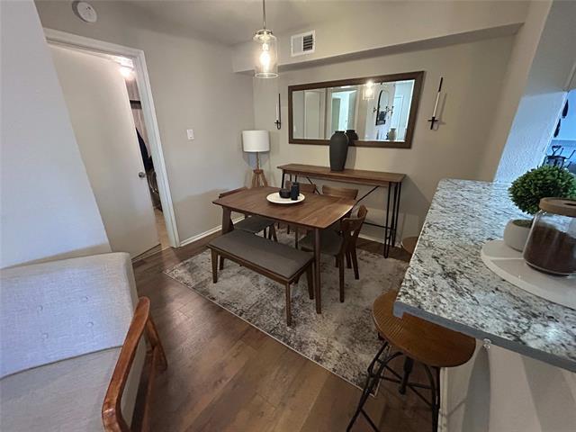 Building Photo - 6024 Stoneybrook Dr