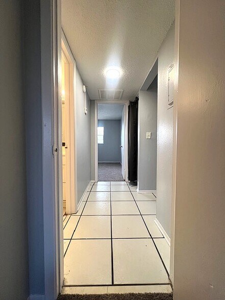 Building Photo - 5825 62nd Ave N