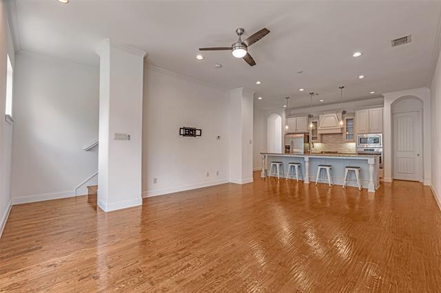Building Photo - 3110 Pavonia Dr