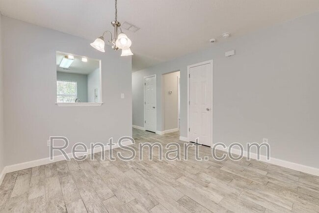Building Photo - 4760 Brookwood Dr