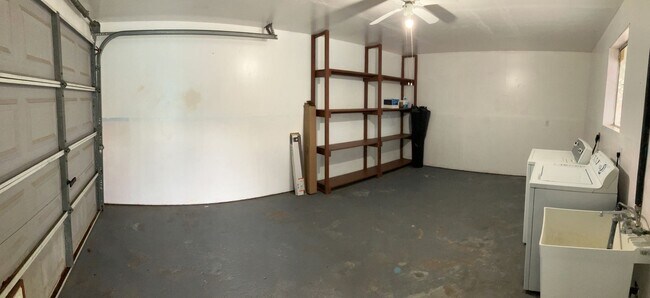 Building Photo - 1826 Uccello Ave