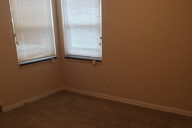 Second Bedroom - 92 Greencrest Ter