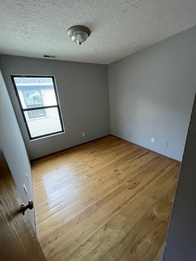 Building Photo - 72 Chittenden Ave