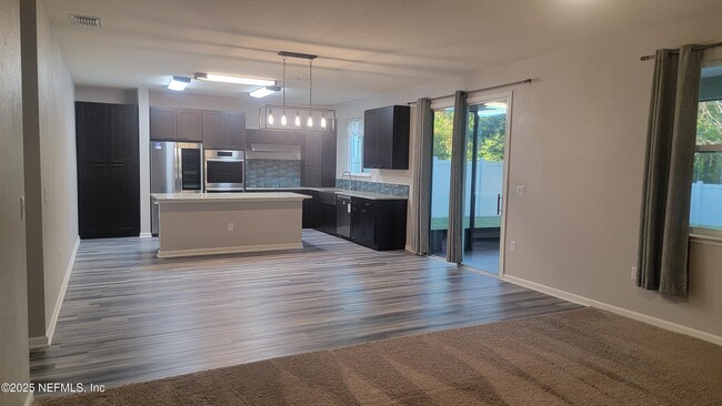 Building Photo - 6413 Timber Cv Ct