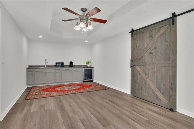 Building Photo - 520 Ruby Forest Pkwy