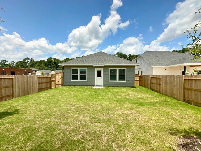 Building Photo - 12164 Ridge Top Dr