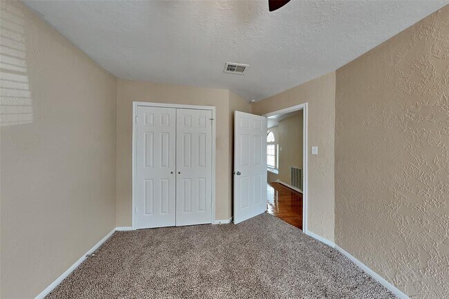 Building Photo - 2150 Paso Rello Dr