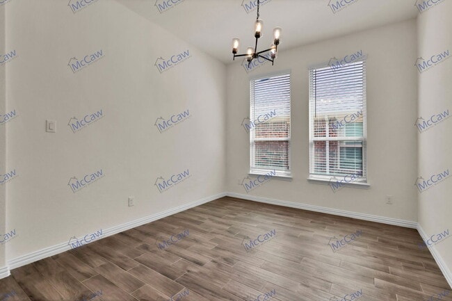 Building Photo - 1345 Francesca Dr
