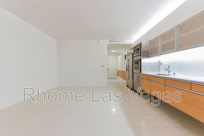 Building Photo - 3722 Las Vegas Blvd S