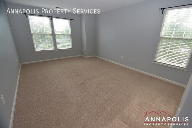 Building Photo - 694 Winding Stream Way