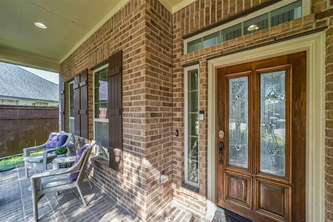 Building Photo - 6207 Holly Oaks Court