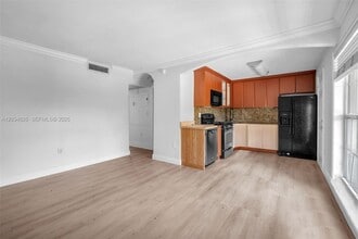 Building Photo - 3245 Virginia St
