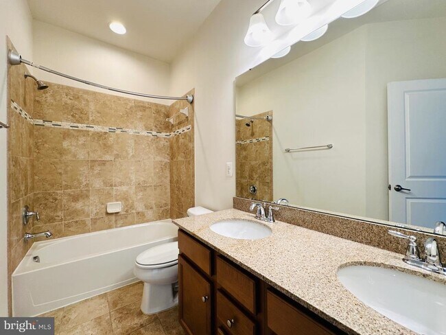 Building Photo - 7396 Brunson Cir