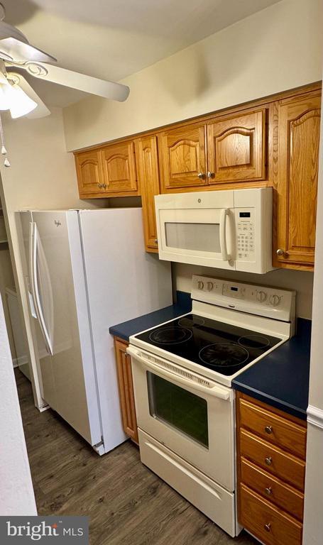 Building Photo - 22 Fitzwatertown Rd