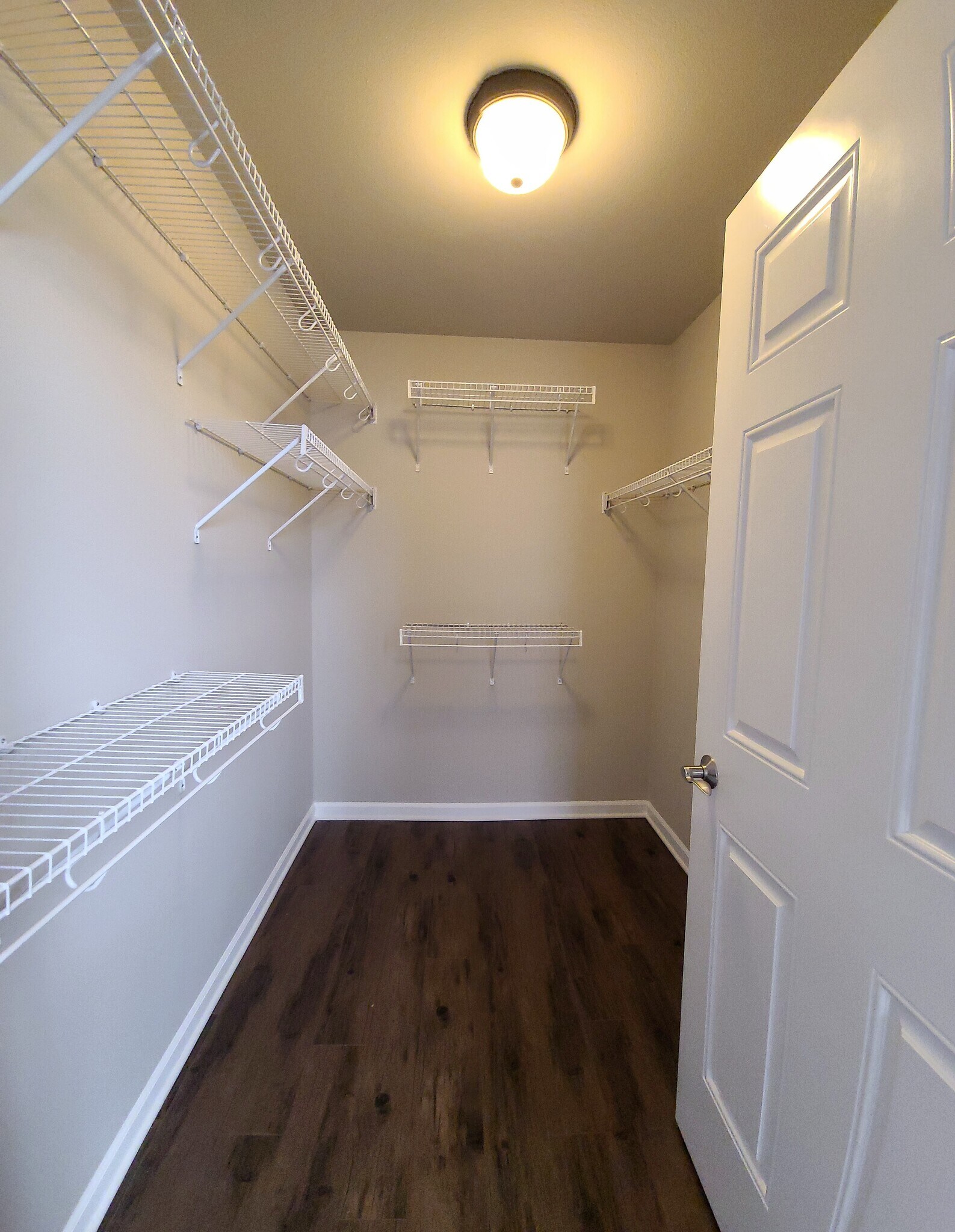 Building Photo - N70W15476 Amberleigh Cir