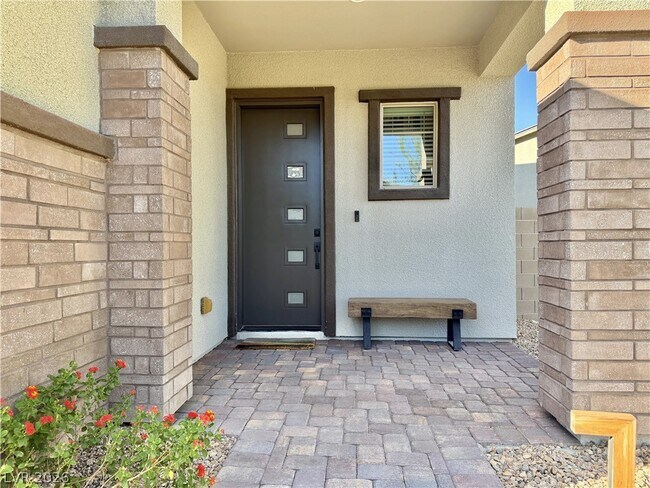 Building Photo - 12422 Foxtail Run Ave