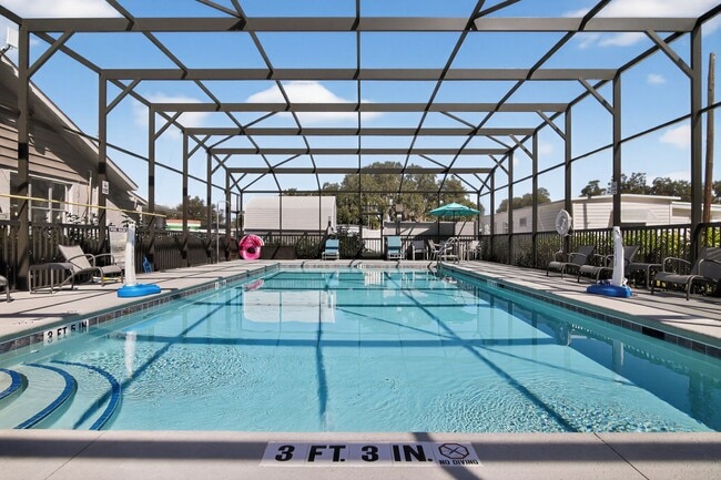 Building Photo - 1208 Lee St