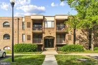 Building Photo - 9 Silverwood Cir